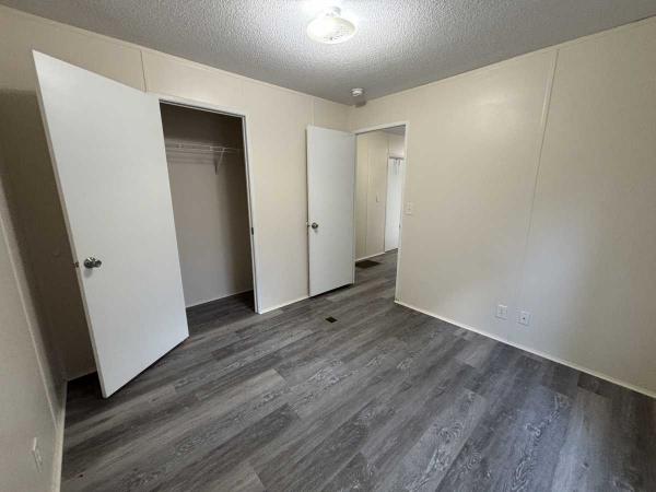 2017 Live Oak Mobile Home