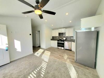 Photo 3 of 13 of home located at 8100 Foothill Blvd #3 Sunland, CA 91040