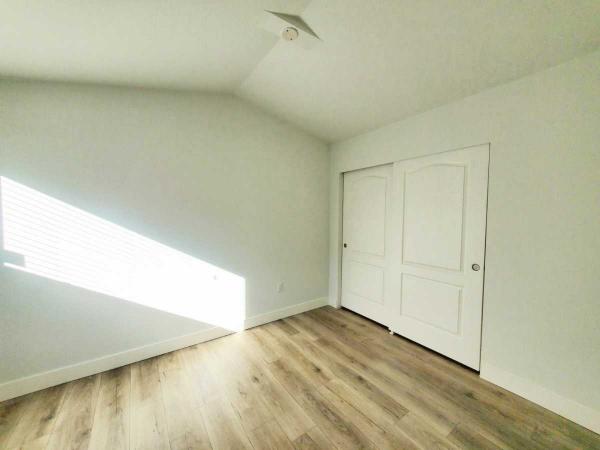 2025 Canyon Lake 220CL14482B Mobile Home