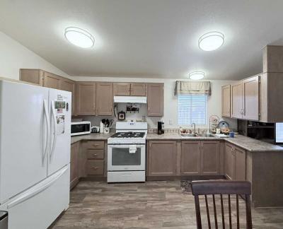 Photo 3 of 31 of home located at 16005 N 32nd St 9 Phoenix, AZ 85032