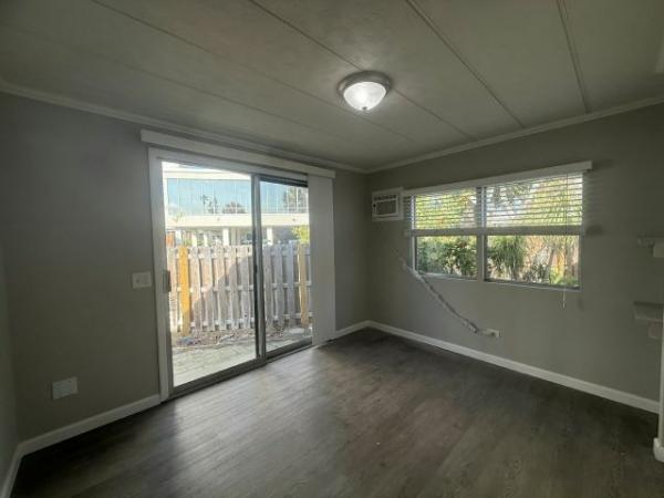 1974 STOMA Manufactured Home