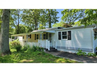 Mobile Home at 703 Fresh Pond Ave. #87 Calverton, NY 11933