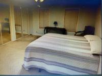 2006 Fleetwood Entertainer Manufactured Home