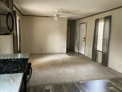 Photo 4 of 10 of home located at 406 Birch Hill Oakland Township, MI 48363