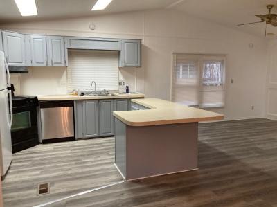 Photo 3 of 12 of home located at 116 Lyndon Cir Oakland Township, MI 48363