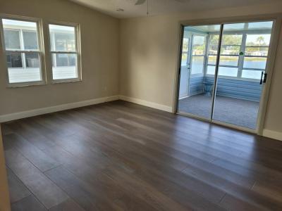 Photo 3 of 20 of home located at 6037 Spring Lake Cir Zephyrhills, FL 33540