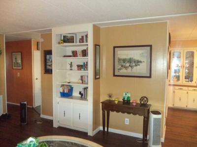 Photo 8 of 23 of home located at 6122 Pearl St Zephyrhills, FL 33542