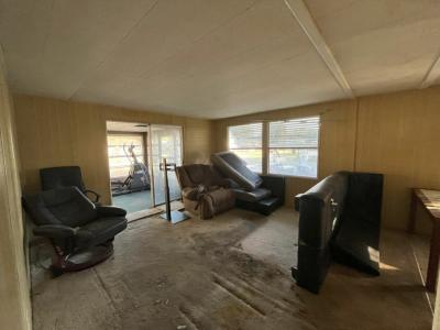 Photo 3 of 12 of home located at 191 Lakeview Drive Leesburg, FL 34788