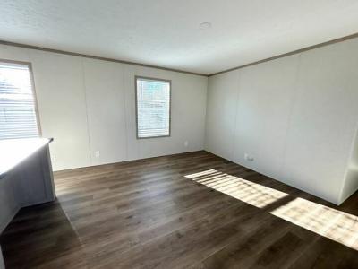 Photo 5 of 21 of home located at 52436 Winston Court #209 Chesterfield, MI 48051