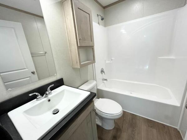 2025 Clayton-Wakarusa Mobile Home