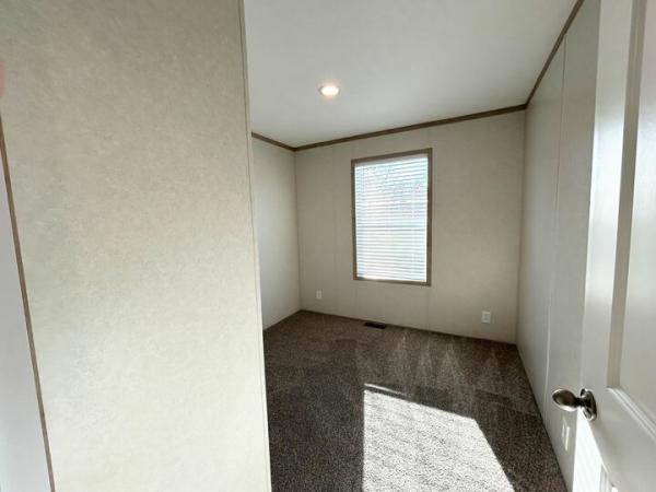 2025 Clayton-Wakarusa Mobile Home