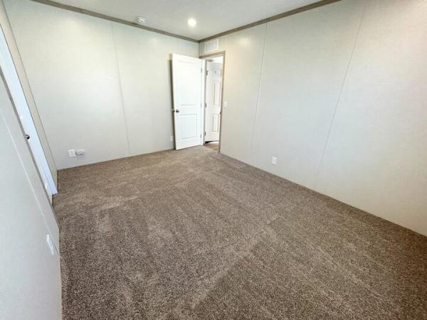 2025 Clayton-Wakarusa Mobile Home