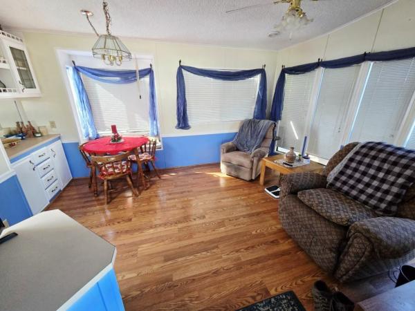 1989 Cavco Mobile Home