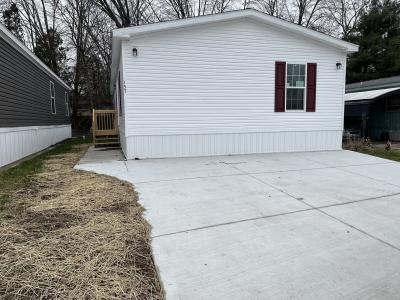Photo 2 of 29 of home located at 6610 Lear Nagle Rd #157 #157 North Ridgeville, OH 44039