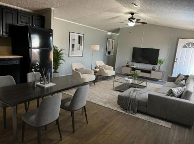 Photo 4 of 30 of home located at 709 North Collins Frwy, #87 #87 Howe, TX 75459