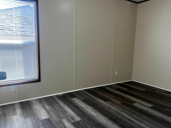 2017 CMH Manufacturing Inc.  Home