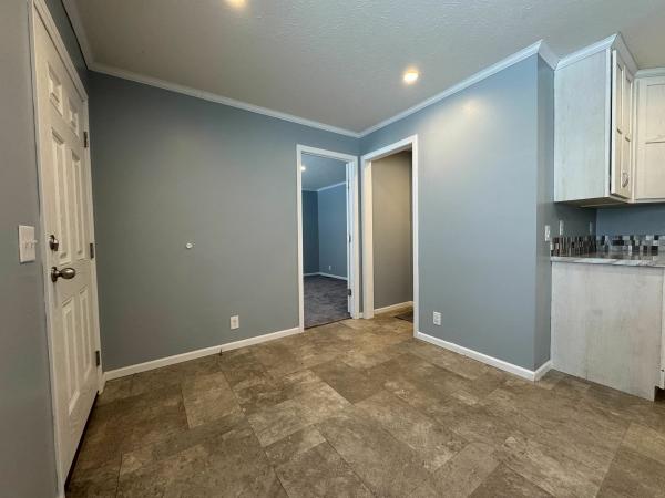 2020 Redm CHAMPION  Home