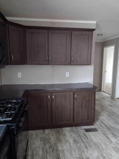 Mobile Home at 195 Savannah Circle Lot 20195 Batavia, OH 45103