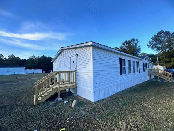 1997  Mobile Home For Sale