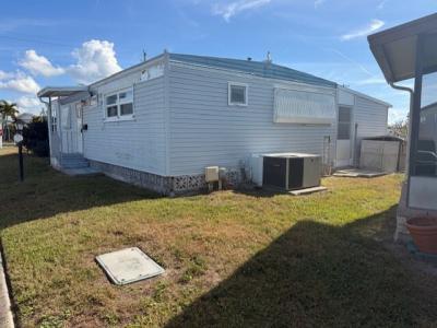 Photo 3 of 8 of home located at 508 44th Ave. E. Lot G-11 Bradenton, FL 34203