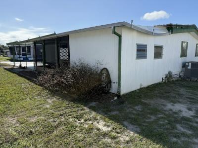 Photo 4 of 8 of home located at 209 Bittersweet Drive Debary, FL 32713