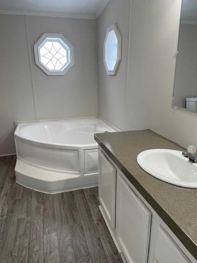 Photo 5 of 12 of home located at 22054 Verdun Romulus, MI 48174