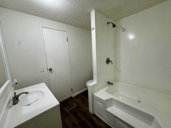 1992 Cavalier Mobile Home