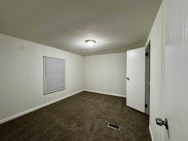 1992 Cavalier Mobile Home