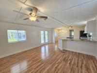 1985 Shult Manufactured Home