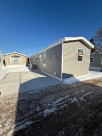 1989 Skyline 2 bedroom Manufactured Home