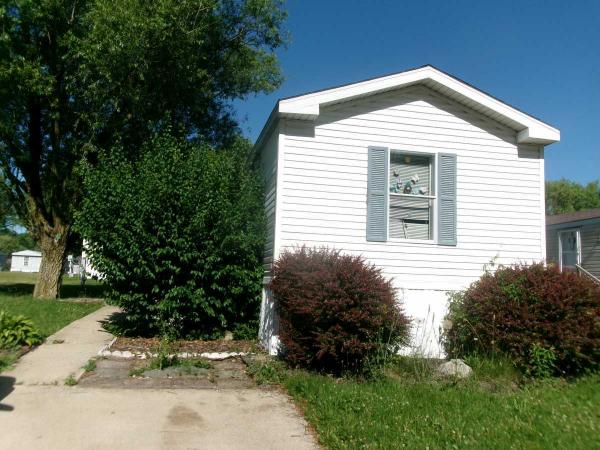 1996  Mobile Home For Sale