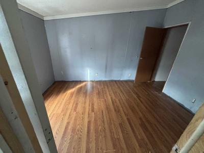 Photo 2 of 9 of home located at 551 R Pardieck Drive Seymour, IN 47274