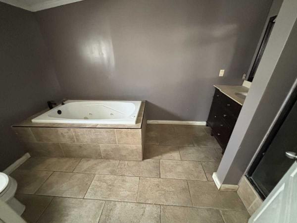 1999 Champion Emperor Mobile Home