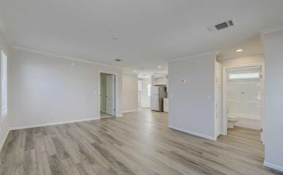 Photo 5 of 20 of home located at 701 Aqui Esta Dr #150 Punta Gorda, FL 33950