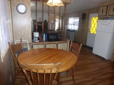 Photo 5 of 13 of home located at 2701 E Utopia Rd #84 Phoenix, AZ 85050