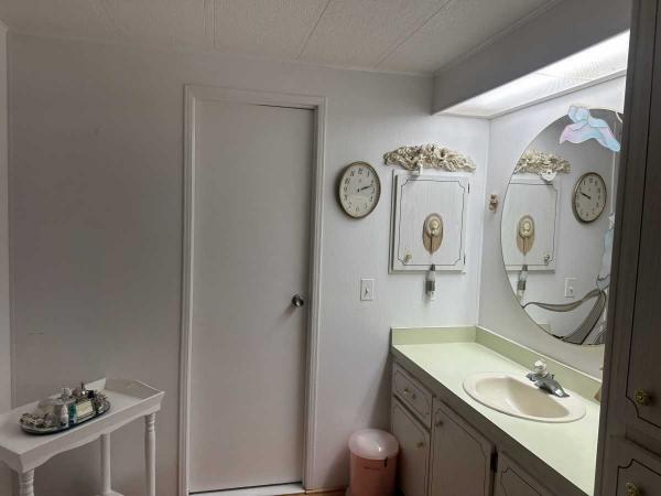 1980 2BD/2BA Mobile Home