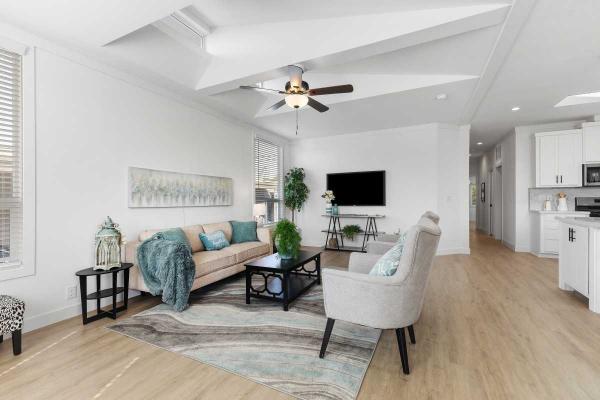 2025 Silvercrest Summit Manufactured Home