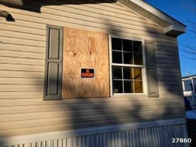 Mobile Home at Town & Country Estates 20 Nicole Dr Saint Albans, VT 05478