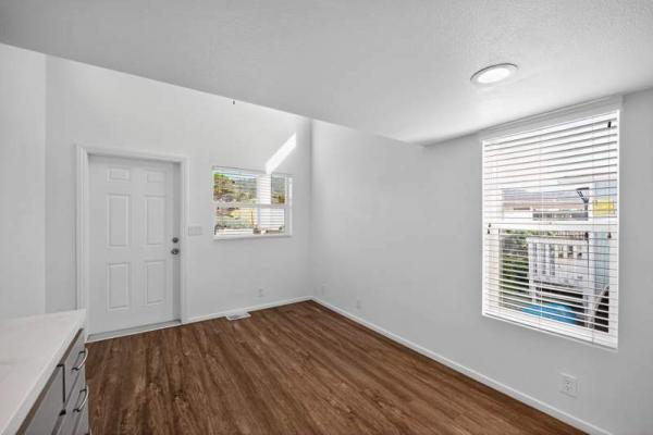 1990 American Manufactured Home