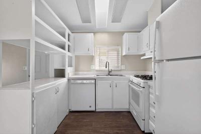 Photo 5 of 29 of home located at 157 1st Avenue Lot #T-157 Pacifica, CA 94044