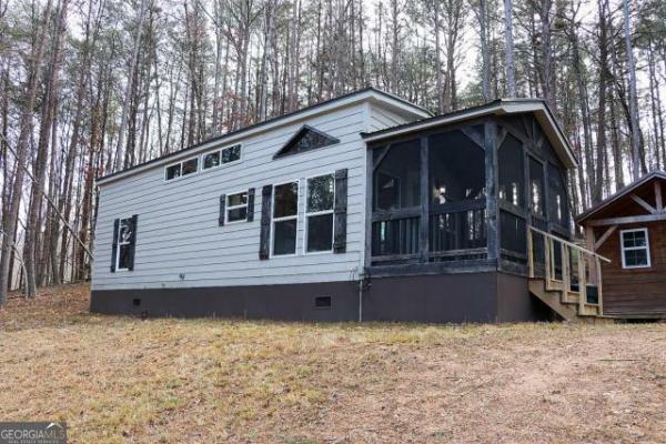 Photo 1 of 2 of home located at 1217 Henderson Cir Lyerly, GA 30730