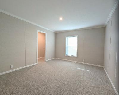 Photo 5 of 7 of home located at 53277 Palmetto Dr. Middlebury, IN 46540