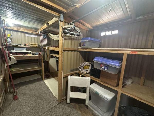 1987 TAHO Manufactured Home