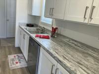 2024 Commodore Landmark 2L1002PB1 Manufactured Home