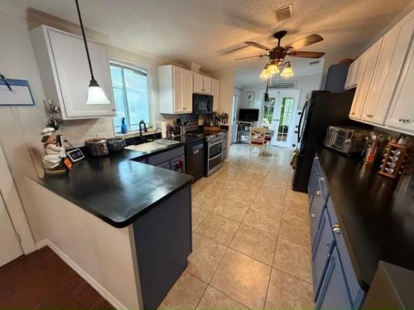 1993 SKYL Manufactured Home