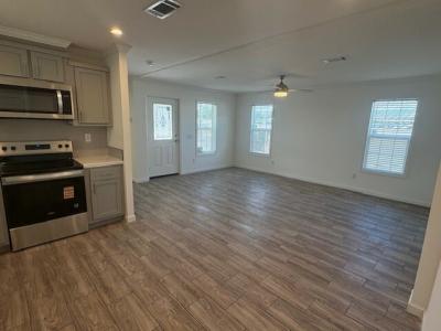 Photo 5 of 12 of home located at 632 Whip-Poor-Will Drive Sebring, FL 33876