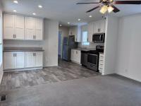 2021 Champion RA1670217 Mobile Home