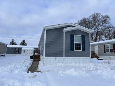 Mobile Home at 16 E Grant Ct Highland, MI 48357