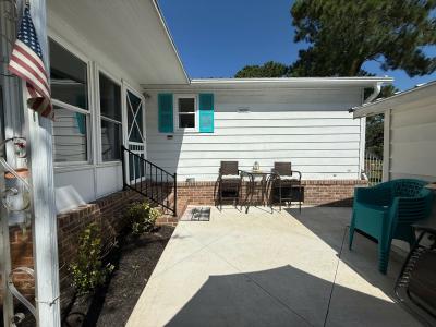 Photo 3 of 23 of home located at 3123 Palmetto Drive Garden City, SC 29576