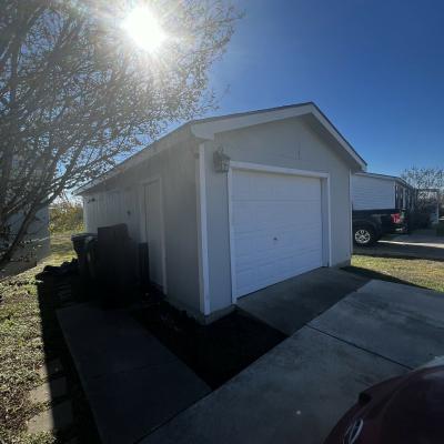 Photo 5 of 11 of home located at 221 Silver Peak Drive San Marcos, TX 78666